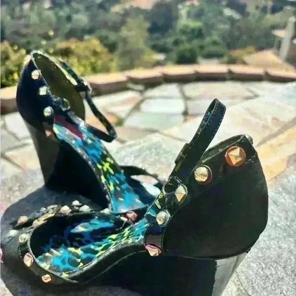 Betsey Johnson Betseyville wedge heels size 9.5 M- heel height 4” - Picture 8 of 12